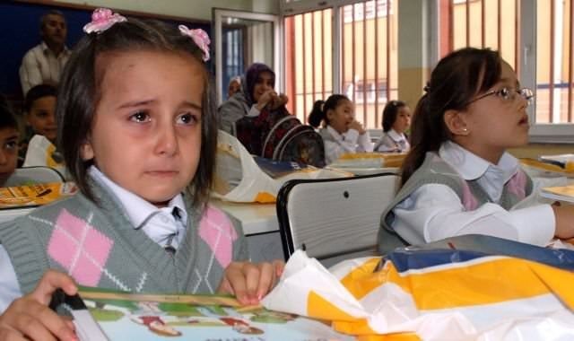 ÇOCUKLARDA GÖRÜLEN OKUL FOBİSİ